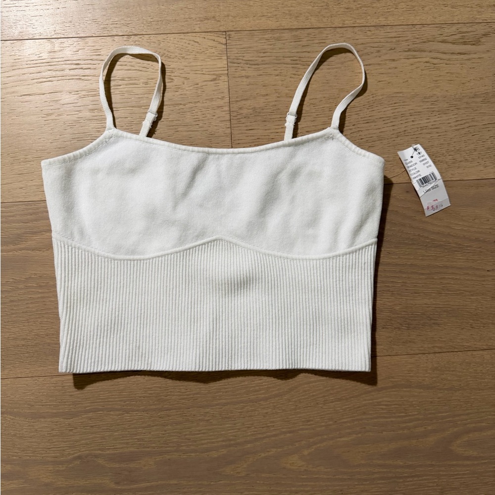La Hearts Cropped Ribbed Top- White (size L)